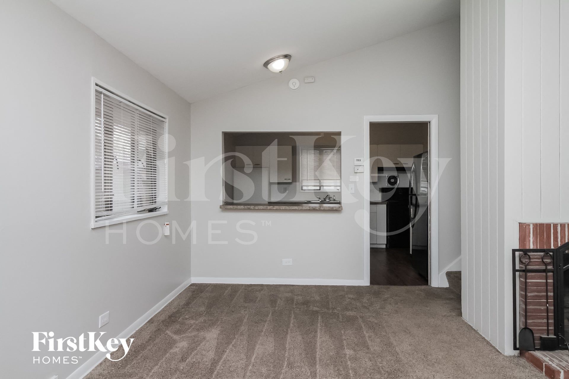 Building Photo - 15138 Meadow Ln