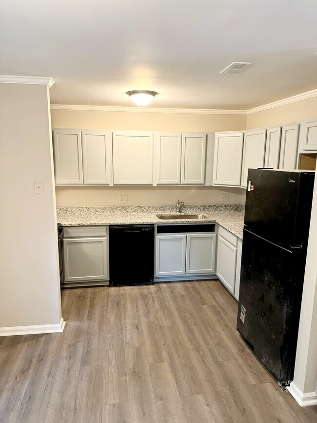 Building Photo - 4909 Wallingford Dr
