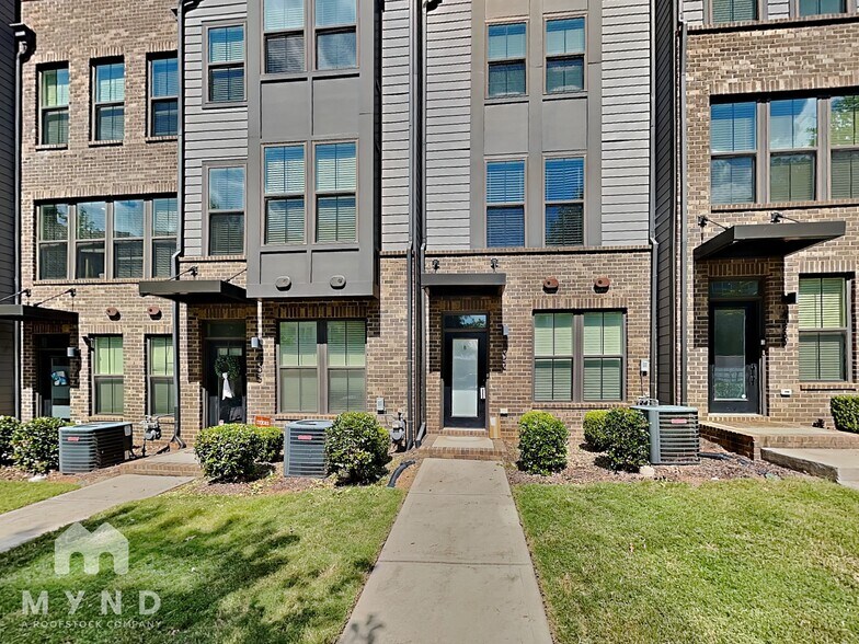 Building Photo - 432 W Tremont Ave