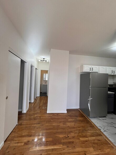 Building Photo - 117 Wade St