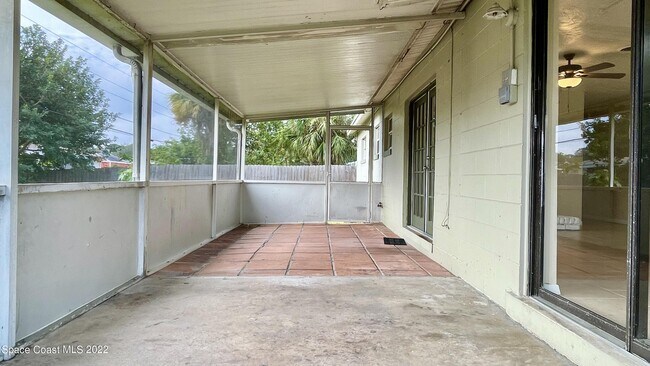 Building Photo - 75 Brandy Ln