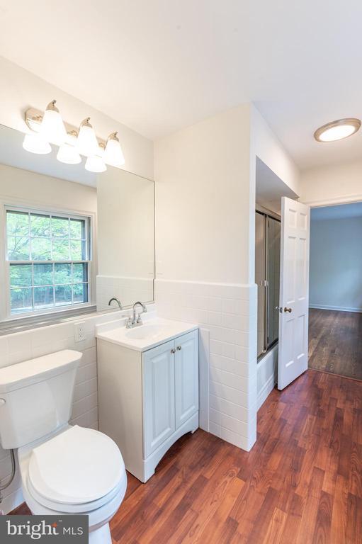 Building Photo - 50 Wistar Rd