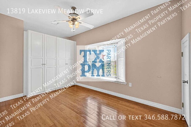 Building Photo - 13819 Lakeview Meadow Dr