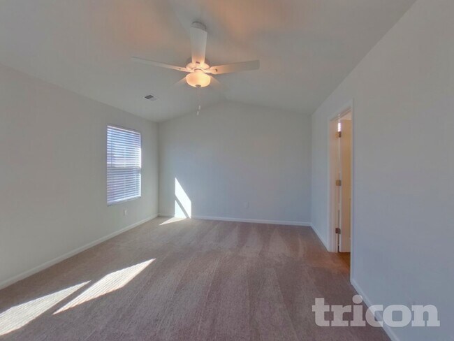 Building Photo - 177 Braxton Dr