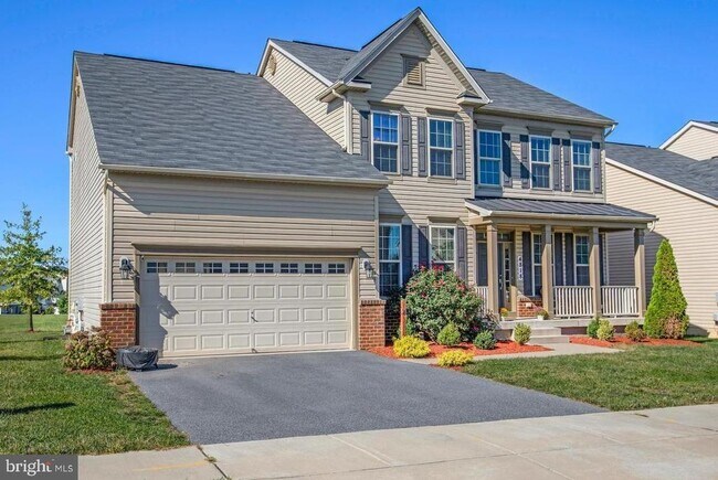 Building Photo - 4818 Clarendon Dr