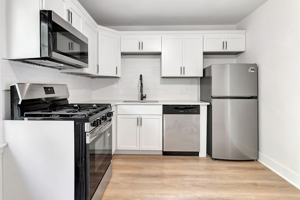 Building Photo - 5946 Sunridge Dr