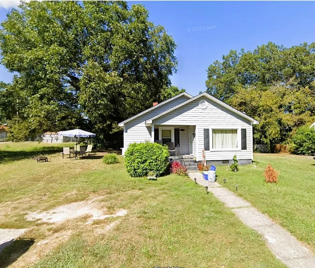 Building Photo - 118 Nat Barber Ave