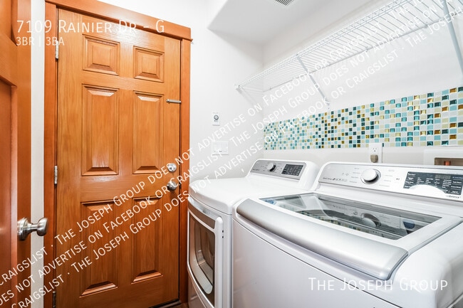 Building Photo - 7109 Rainier Dr