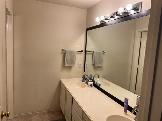 Building Photo - 3941 Creek Crossing Dr