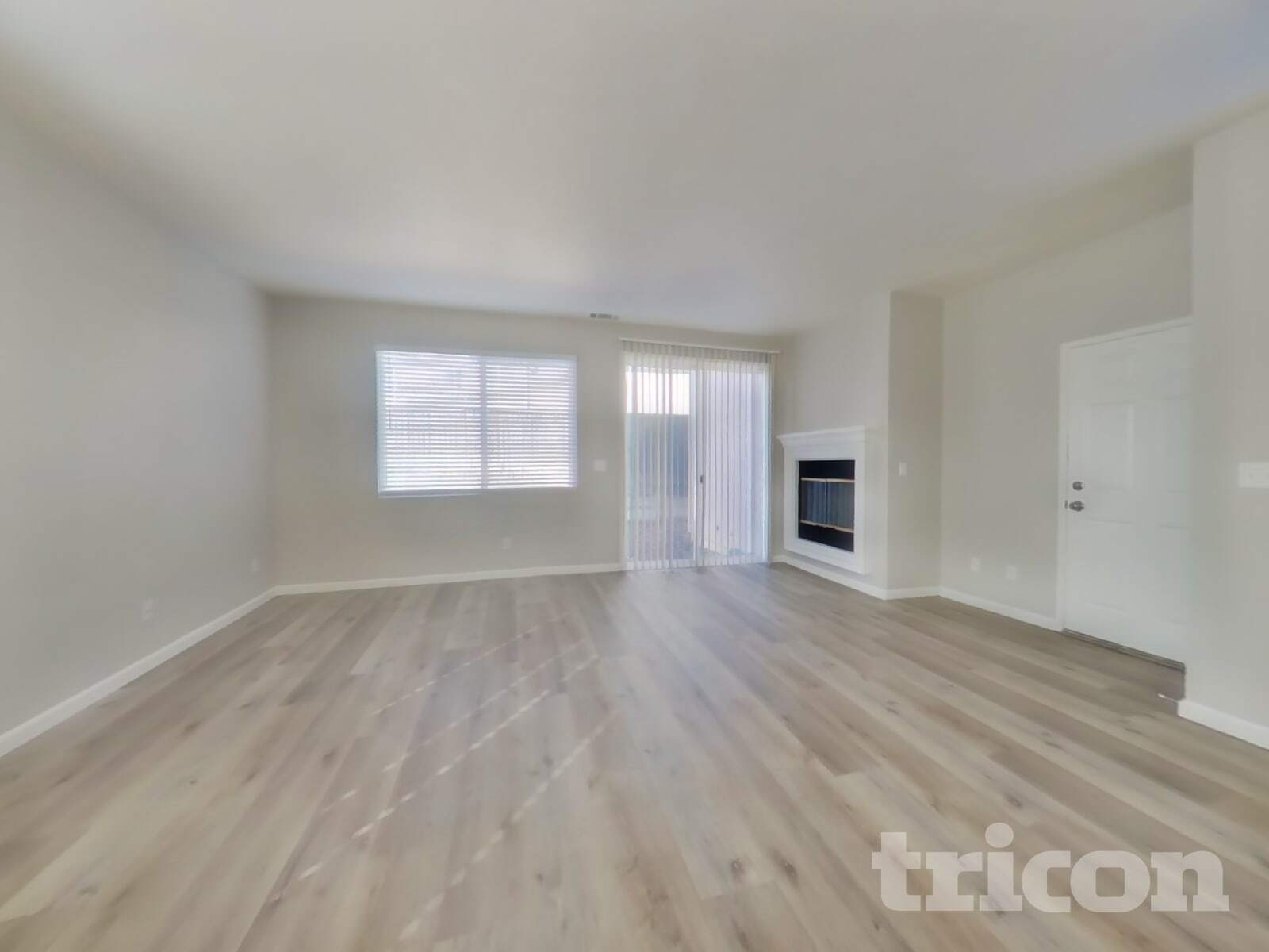 Building Photo - 1895 Bramblewood Dr