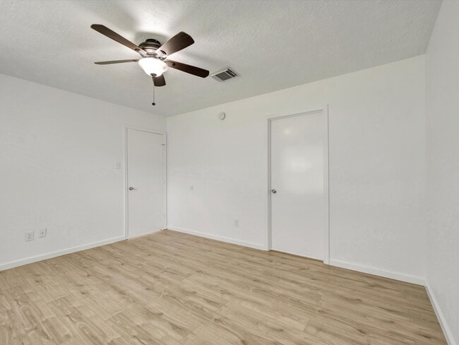 Building Photo - 2515 Northern Dr