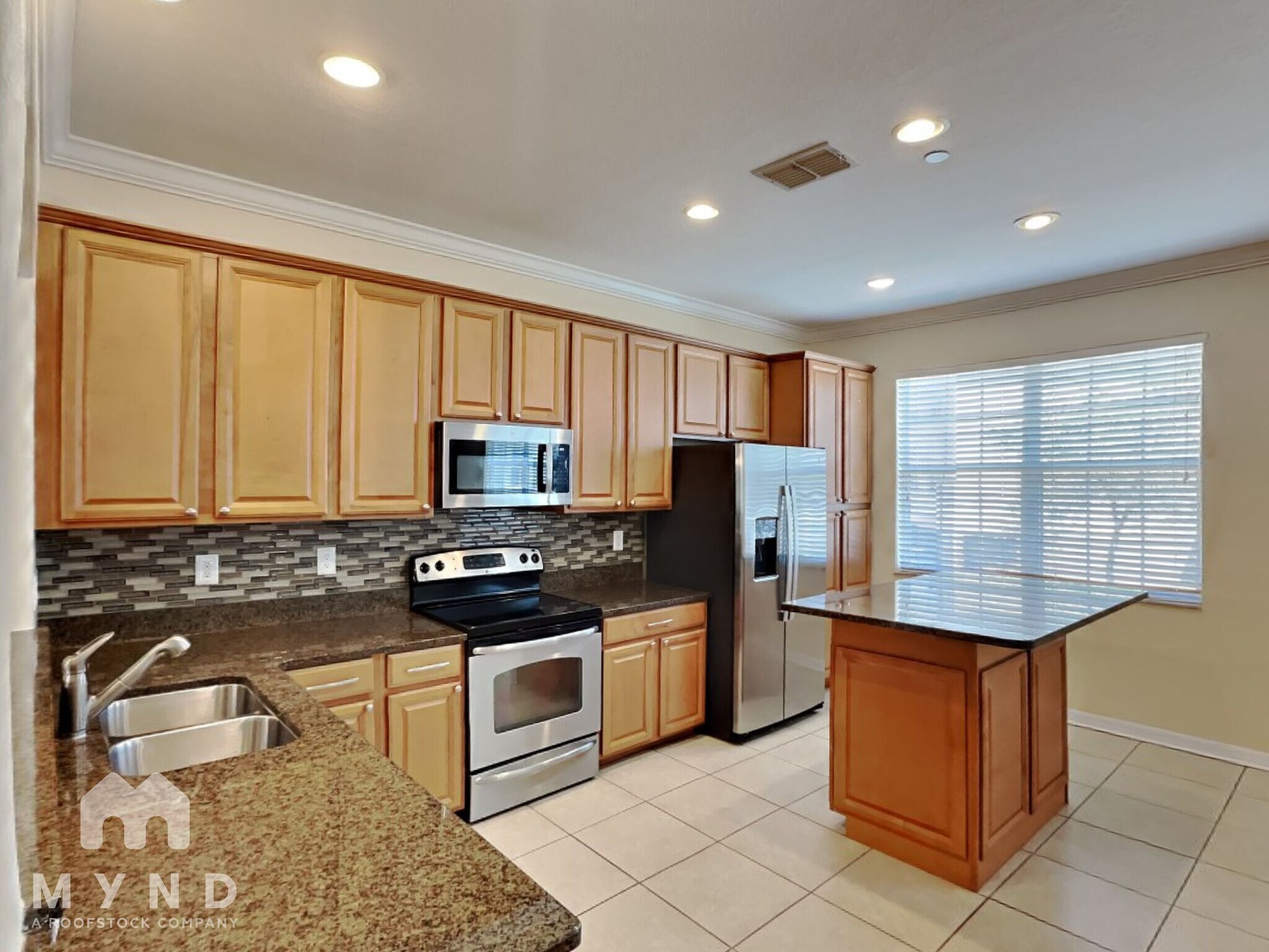 Building Photo - 10144 Arbor Run Dr