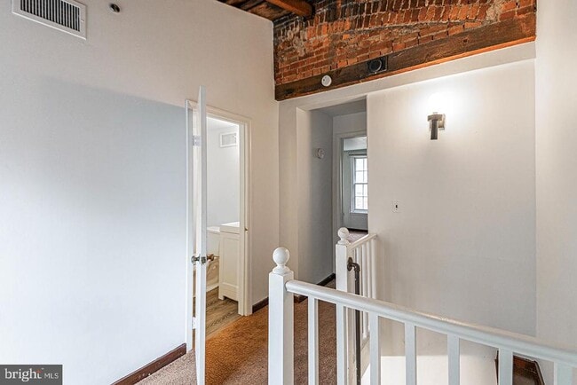 Building Photo - 2013 Moravian St