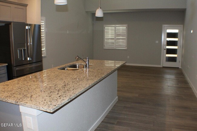 Building Photo - 940 Abe Goldberg Dr