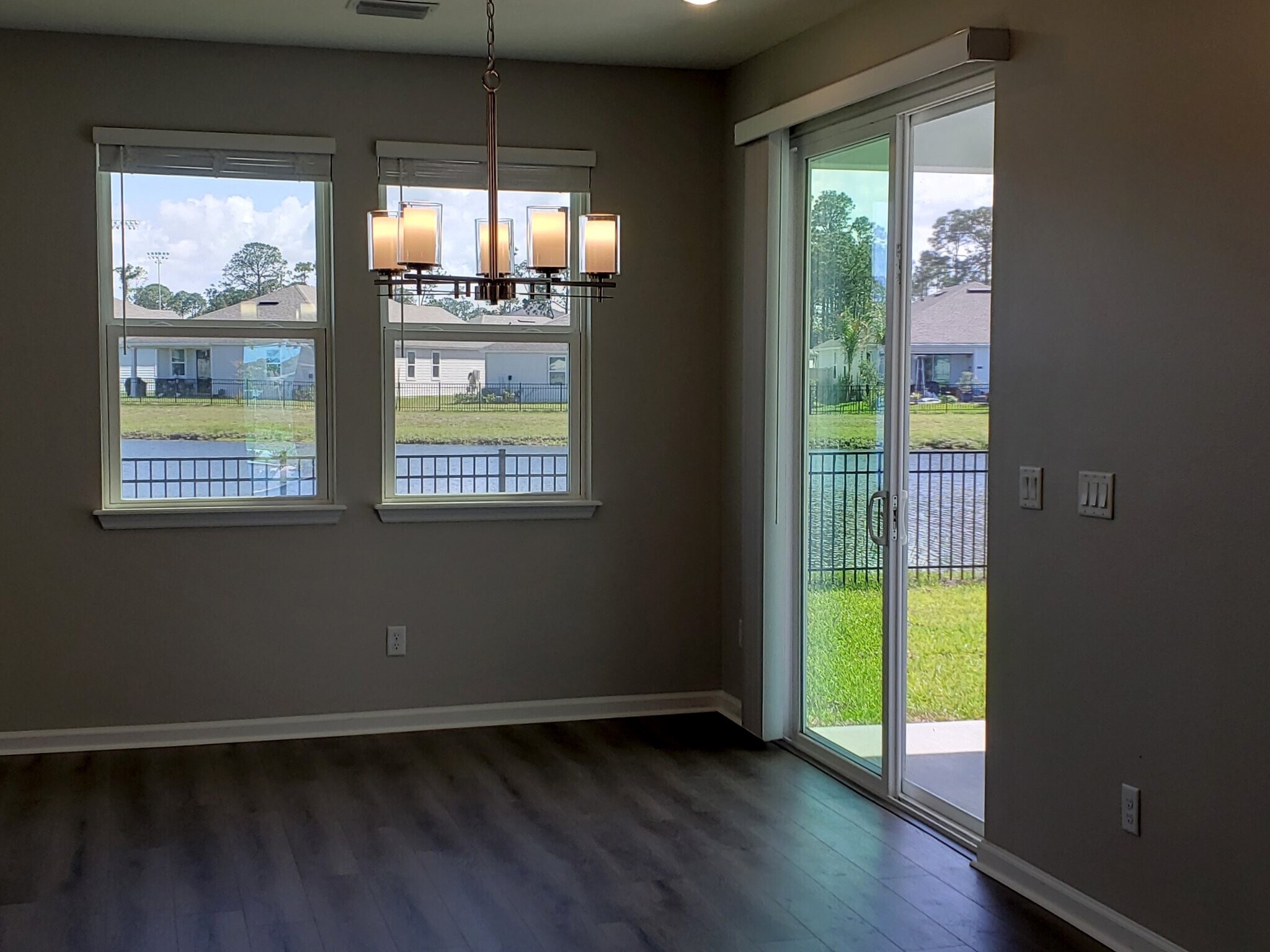 Building Photo - 89 Signet Cir