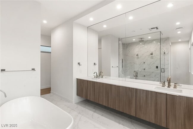 Building Photo - 7385 Heron Cyn Ct