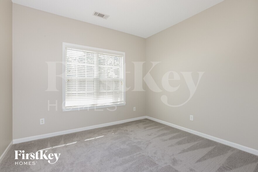 Building Photo - 239 James Allen Pl