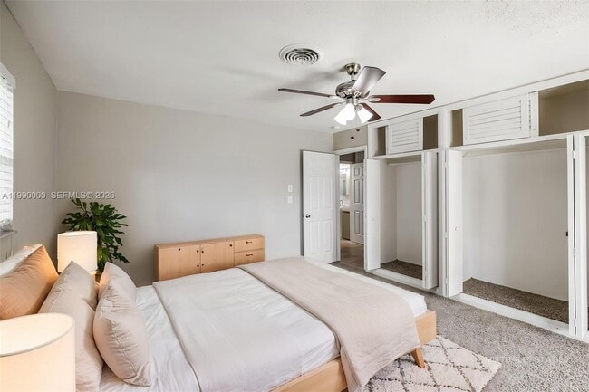 Building Photo - 5961 NW 14th Ct