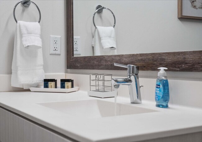 Building Photo - 5022 American Pkwy