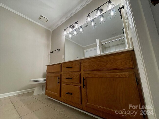Building Photo - 8307 Belstead Brook Ct