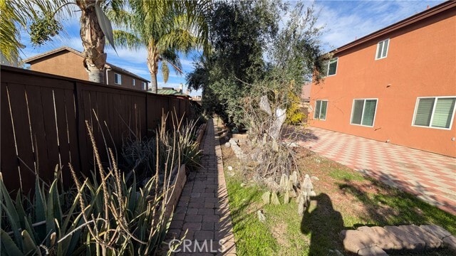 Building Photo - 1679 Stoneside Dr