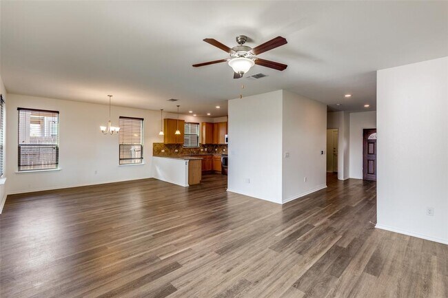 Building Photo - 6209 Garden Rose Path