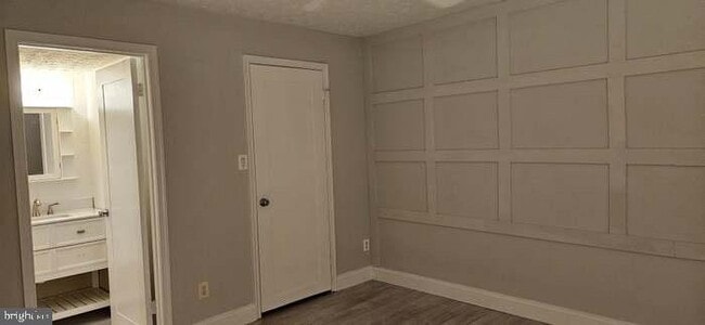 Building Photo - 44693 White Oak Ct