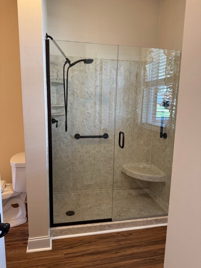 Building Photo - One Bedroom Condo in The Terraces of Denver!