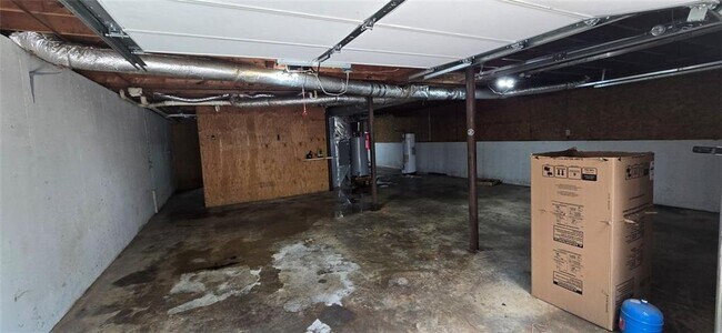 Building Photo - 132 Johnson Dr
