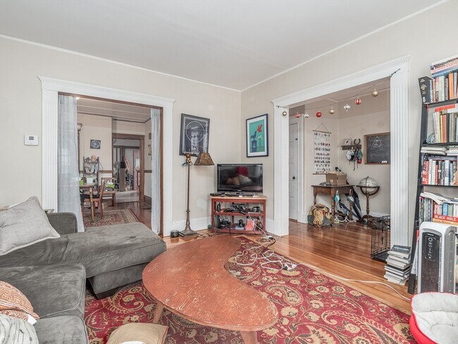 Building Photo - 81 Bristol Rd