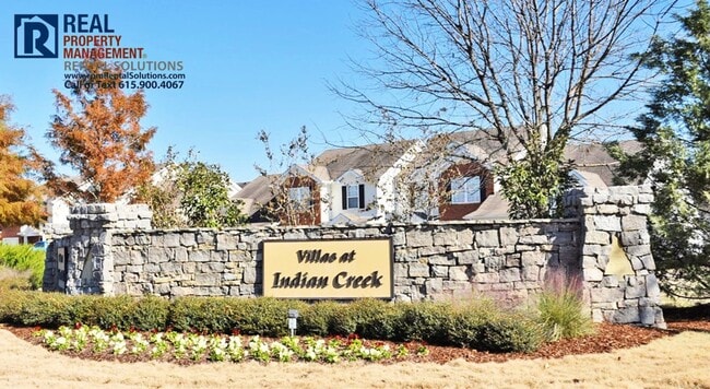 Building Photo - Amazing 3BR/2.5BA Mboro townhome 1mi from I-24! Triple Blackman Schools!