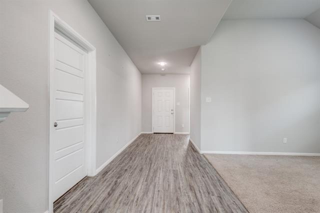 Building Photo - 1808 Fox Glove St