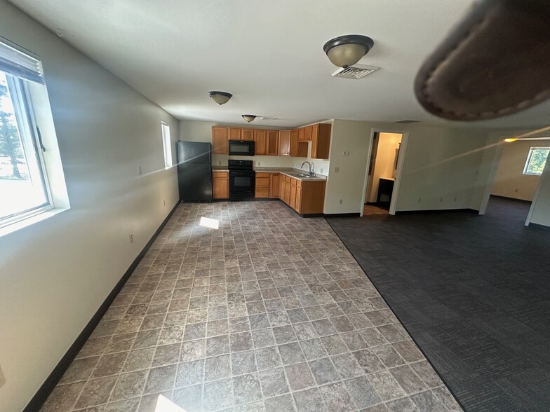 Building Photo - 2540 US-202