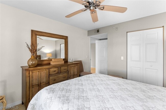 Building Photo - 8274 Key Royal Cir