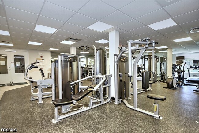 Building Photo - 1250 Silverstrand Dr