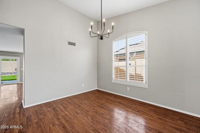Building Photo - 4512 E Mossman Rd