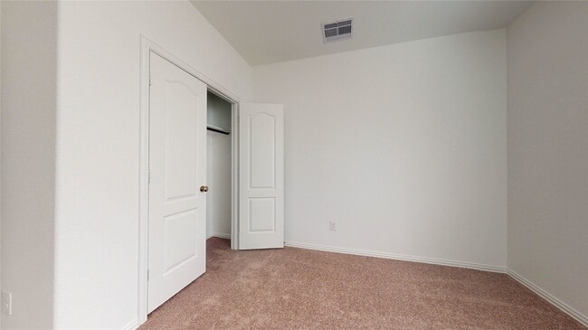 Building Photo - 31319 Black Frst Xing