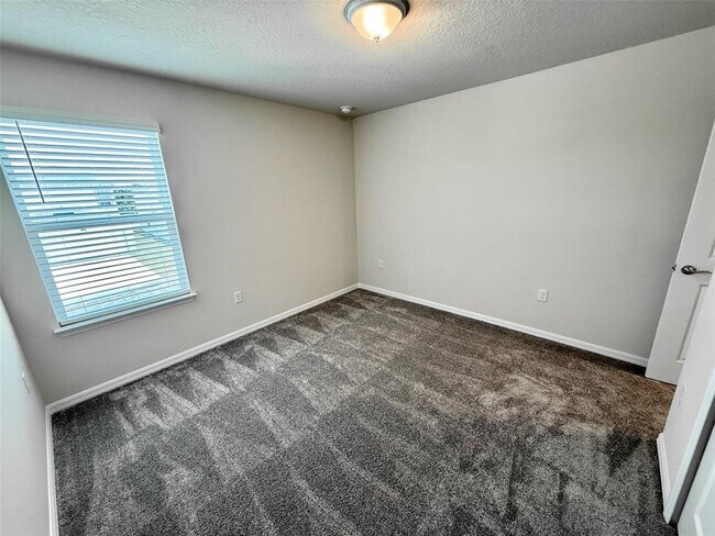 Building Photo - 6491 Tabebuia Pkwy