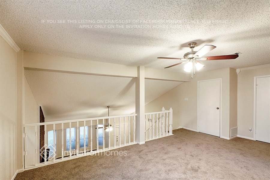 Building Photo - 2401 Forestmeadow Dr
