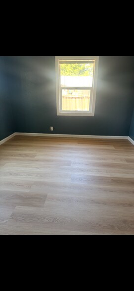 Building Photo - 1126 Leggett St