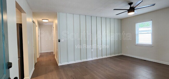 Building Photo - 95 Thirkield Ave SE