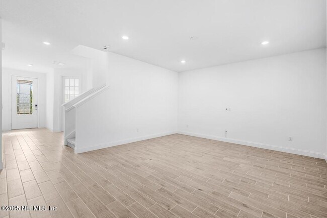Building Photo - 57 Dollar Ct