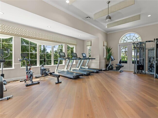 Building Photo - 10414 Royal Cypress Way