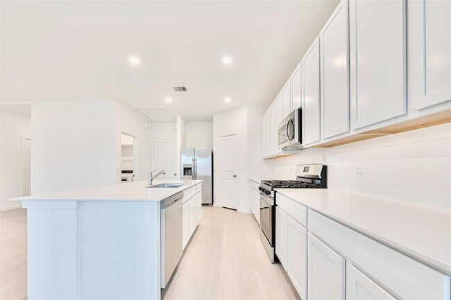 Building Photo - 26415 Virginia Wild Rye Ln