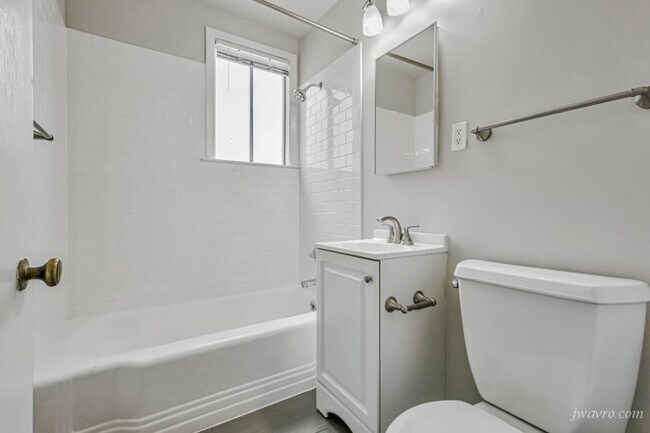 Building Photo - 50 Terra Vista Ave