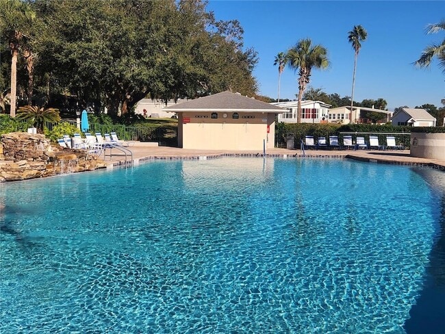 Building Photo - 24921 Pine Hill