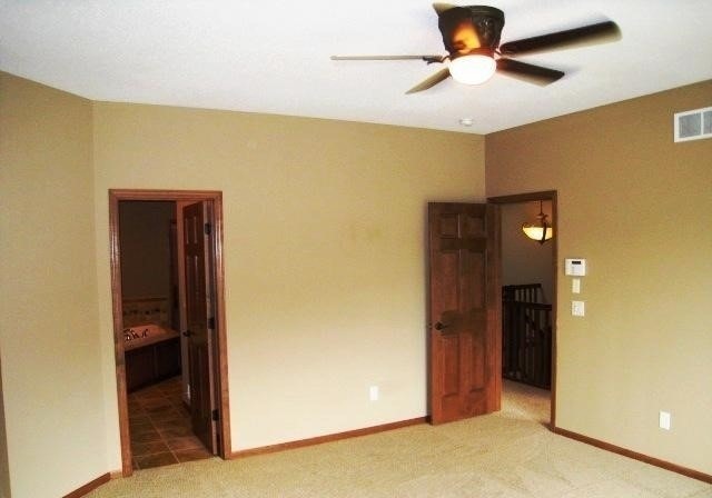 Building Photo - Heated garage! Fabulous 2Bd/2.5Ba + Loft! Woodbury- Available July 1st