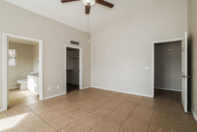 Building Photo - 6925 E Laguna Azul Ave