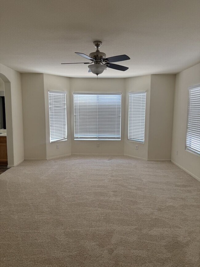 Building Photo - 4 Bedroom in San Tan Ranch, Gilbert!