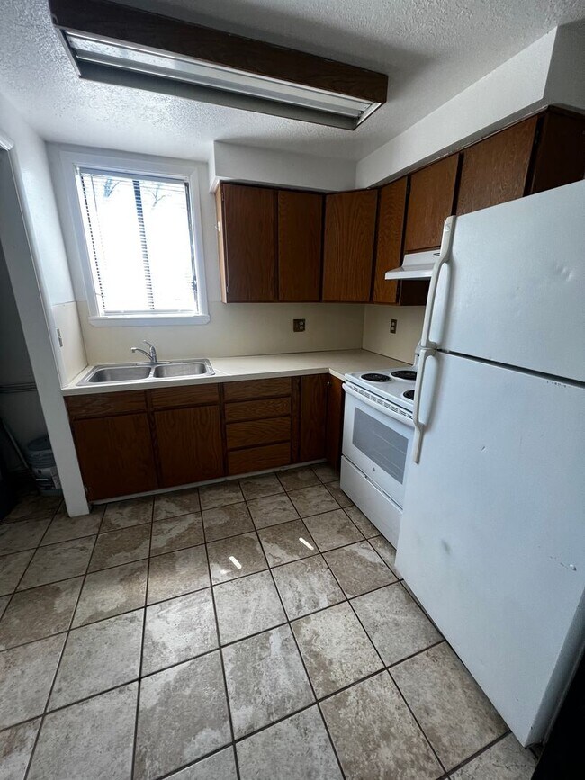 Building Photo - 156-156 McKinley Ave